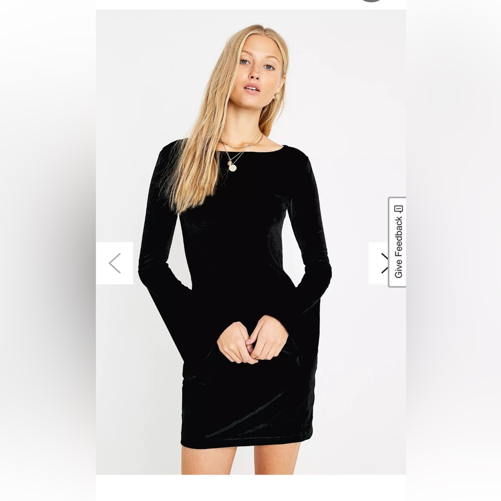 UO Belle Velvet Belle-Sleeve Mini Dress